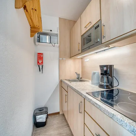 - Haus G, App 0g1301